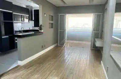 Maravilhoso apartamento, andar alto com vista livre, com sacada, lazer completo, na ponta da praia!!!