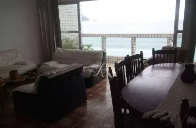 Necessita reforma!!! vista mar plena , no bairro boqueirão na cidade de santos!!!