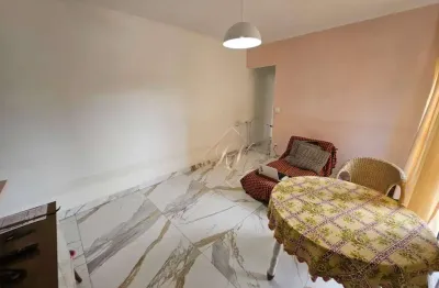 Maravilhoso apartamento, amplo, sacada, super bem localizada, no bairro do gonzaga!!