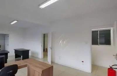 Excelente sala comercial para a venda ou locação no centro de santos!!!