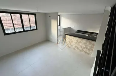 Maravilhosa casa duplex em villagio, com fino acabamento, recém entregue, com garagem fechada, super bem localizado no bairro do campo grande!!!