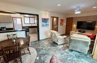 Na quadra da praia, todo reformado e com vista mar. aproveite !!!