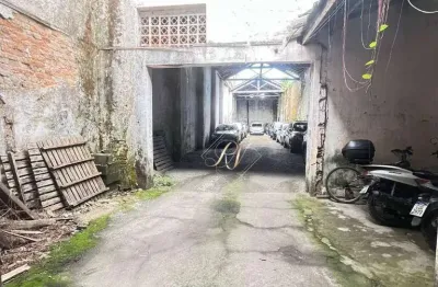 Barracão / Galpão / Depósito à venda na Rua Visconde do Rio Branco, Centro, Santos