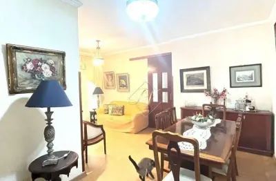 Quadra da praia!!!! 2 dormitórios, sendo 1 suíte, sacada, vaga demarcada, no bairro aparecida em santos!!!