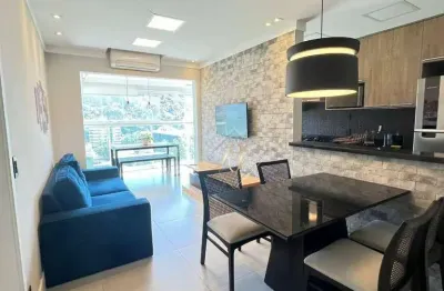 Quadra da praia, mobiliado, sacada na sala fechada em vidros, lazer completo na cidade de santos!!!