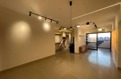 Maravilhoso apartamento, andar alto, vista livre, super bem localizado, todo reformado, no bairro da ponta da praia!!!