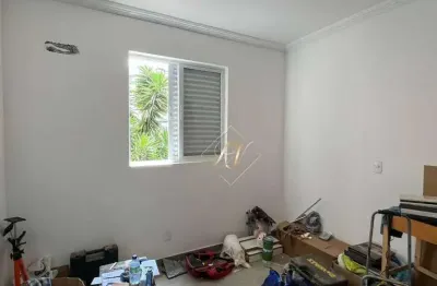 Excelente apartamento, 2 dormitórios, frente, sacada, vaga demarcada na cidade de santos!!!