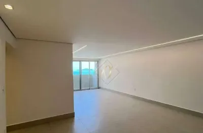 Impecável, frente mar com vista mar, 3 dormitórios, portaria 24 horas, piscina, 2 vagas de garagem na cidade de santos!!!