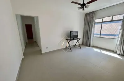 Maravilhoso apartamento, frente mar, com vista lateral, reformado, super bem localizado no Embaré!!!