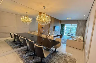 Apartamento de 3 dormitórios, andar alto, vista incrível do mar, a meia quadra da praia do Embare!!!