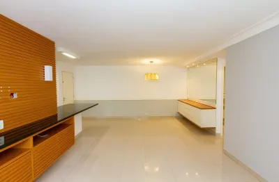 Apartamento com 3 quartos para alugar na Rua Pedroso Alvarenga, 220, Itaim Bibi, São Paulo