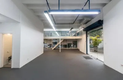 Excelente conjunto comercial - loja  duplex - localização privilegiada