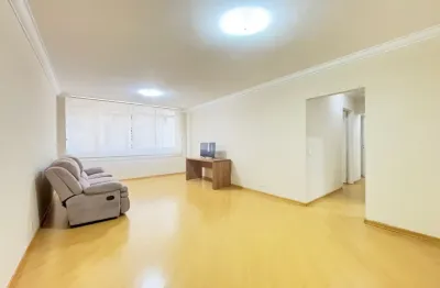 Excelente apto semi mobiliado - varanda - lazer - localização privilegiada