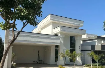 Casa exclusiva: 3 suítes, espaço gourmet e sistema fotovoltaico no cyrela