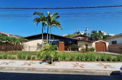 Casa com 5 quartos à venda no palmital, paranaguá  por r$ 1.800.000