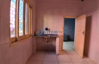 Casa com 2 quartos para alugar no centro histórico, paranaguá  por r$ 1.700