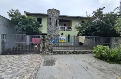 Casa com 4 quartos à venda no costeira, paranaguá  por r$ 850.000