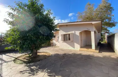 Casa localizada no bairro urlãndia na cidade de santa maria -rs