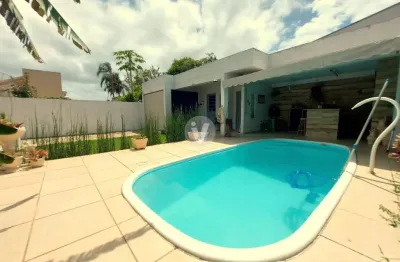 Casa em alvenaria com 162m2, com entrada para os fundos.