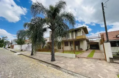 Casa 04 dormitórios com uma suíte no bairro são josé