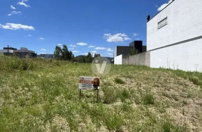 Terreno à venda, no loteamento terras de santorini, com projeto já aprovado.