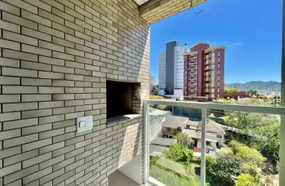 Apartamento 1 dormitório em andar alto no madri residence, bairro lourdes.
