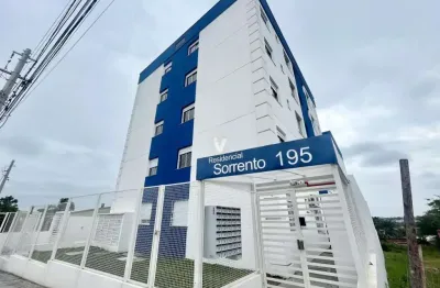 Apartamento de 2 dormitórios e com vaga de garagem.
