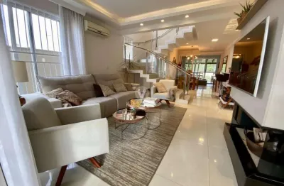 Casa com 4 quartos à venda na Avenida Primeira, 557, Diácono João Luiz Pozzobon, Santa Maria