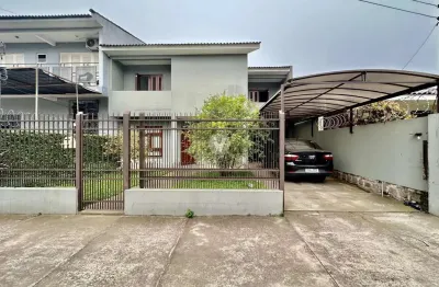 Excelente casa de 3 dormitórios com suíte e móveis planejados!