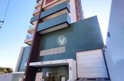 Apartamento 2 dormitórios com suíte e 2 vagas de garagem.