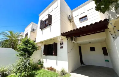 Casa com 3 quartos para alugar na Rua Angelin Bortholuzzi, 400, Camobi, Santa Maria