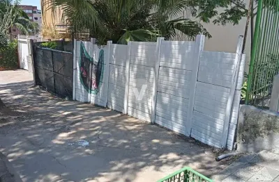 Terreno à venda na Rua Acadêmico Rigoberto Duarte, 85, Nossa Senhora de Lourdes, Santa Maria