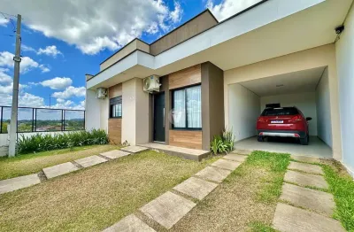Casa com 3 dormitórios, piscina no loteamento alberto schons!