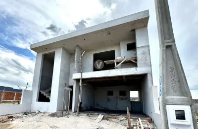 Casa com 3 suítes e piscina no residencial alberto schons