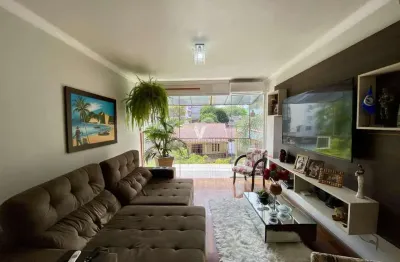 Apartamento 2 dorms no centro, 126m², vaga e sacada com vista para os morros!