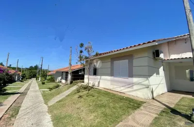 Casa em condomínio com 3 dormitórios no moradas clube!