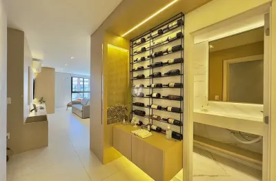 Apartamento 3 dormitórios, sendo 1 suíte e 2 vagas de garagem no torre de elohim