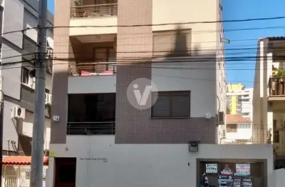 Apartamento de 2 dormitórios, sacada e churrasqueira próximo aos bombeiros