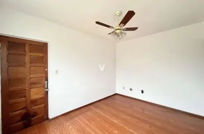 Apartamento de dois dormitórios para locação ou venda.
