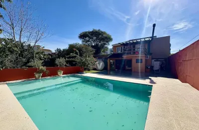 Casa com 3 quartos à venda na Rua Venâncio Aires, 223, Camobi, Santa Maria