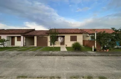 Casa 2 dormitórios em condomínio fechado no bairro jardim berleze