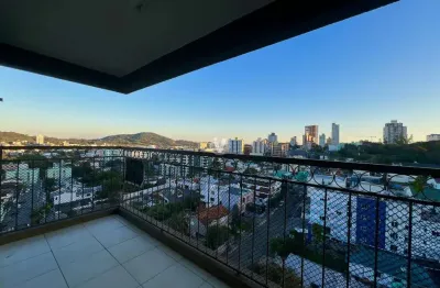 Apartamento central, com 03 dormitórios e 03 vagas de garagem