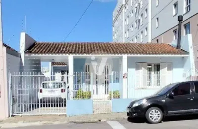 Casa de 4 dormitórios, bem localizada no bairro n. sra. de fátima