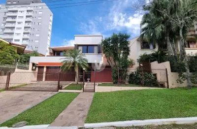 Ampla casa com 4 dormitórios, localizada no bairro noal