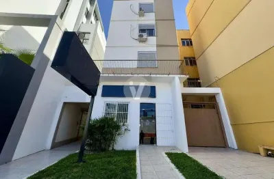 Apartamento de 2 dormitórios, com sacada churrasqueira, localizado no bairro n.