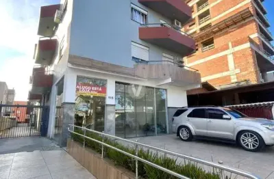 Apartamento de um dormitório, com ótima localização na av. medianeira!