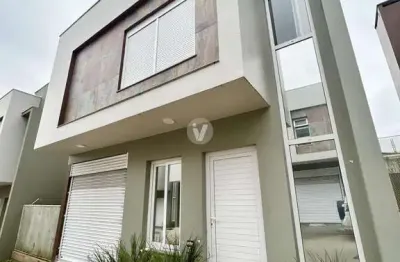 Casa de condomínio com 03 dormitórios, 3 suítes e fácil acesso ao centro e a ufs