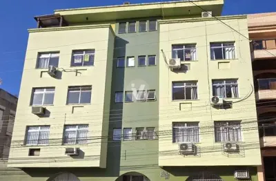 Cobertura de 1 dormitório mobiliada, vaga de garagem, com excelente localização