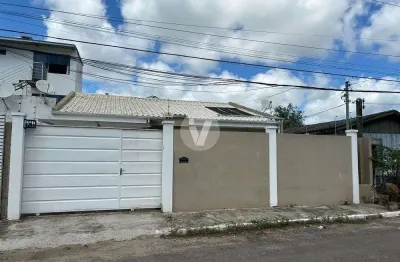 Belíssima casa de 3 dormitórios, na região oeste de santa maria.