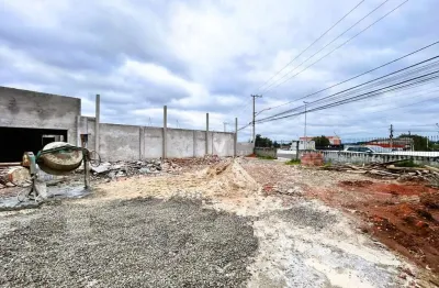 Pavilhão medindo 360m², localizado na faixa de são pedro.